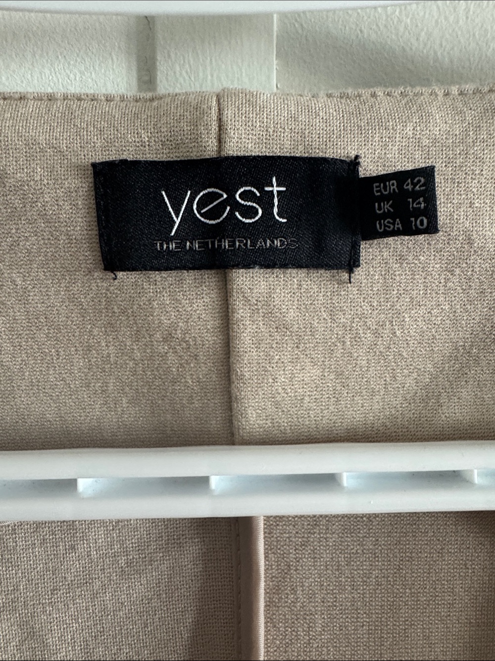 YEST Cropped V-Neck Button Vest US 10 - Picture 2 of 6